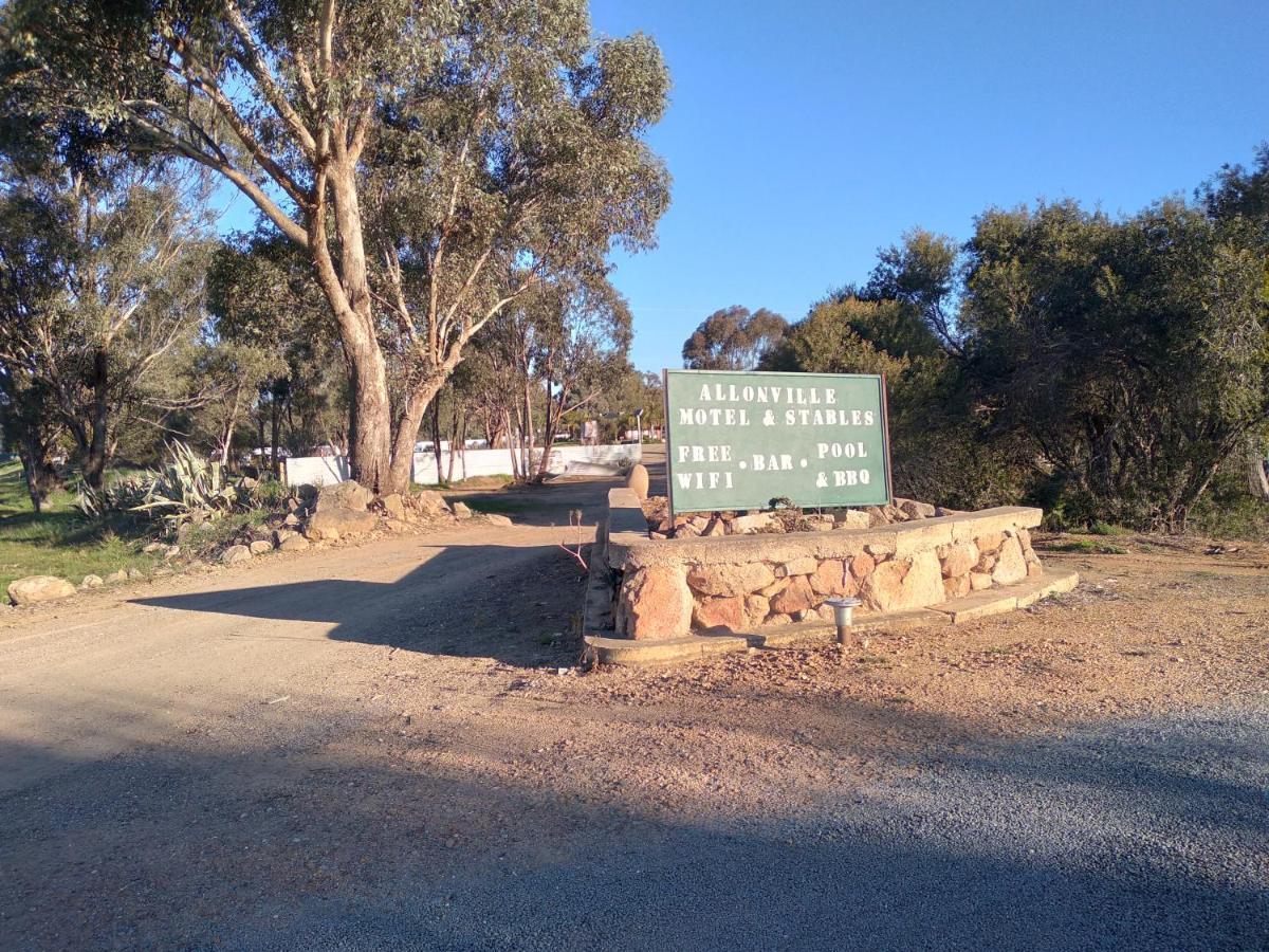 Allonville Gardens Motel Wagga Wagga Exterior foto